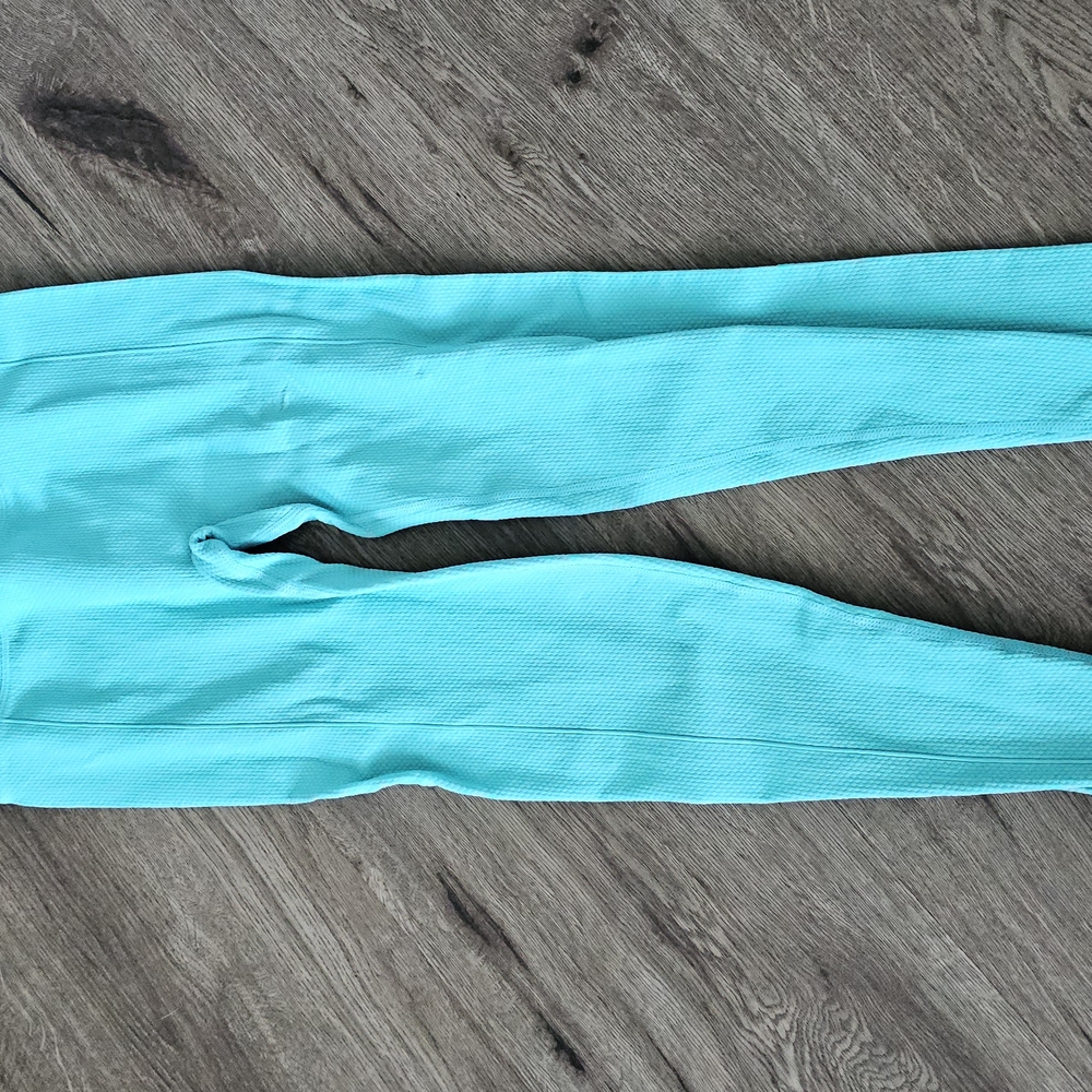 Vibrant Turquoise Leggings